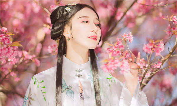 边坝供卵试管婴儿：助您实现家庭梦想的科学方案